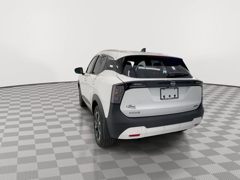 Certified 2026 Nissan Kicks SV w/ Cold Weather Package AWD/4WD image 9