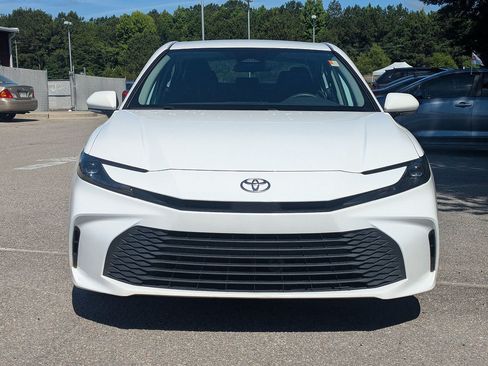Certified 2025 Toyota Camry LE FWD image 8