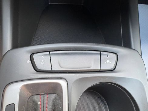 Used 2024 Chevrolet Trax RS w/ Driver Confidence Package FWD image 4