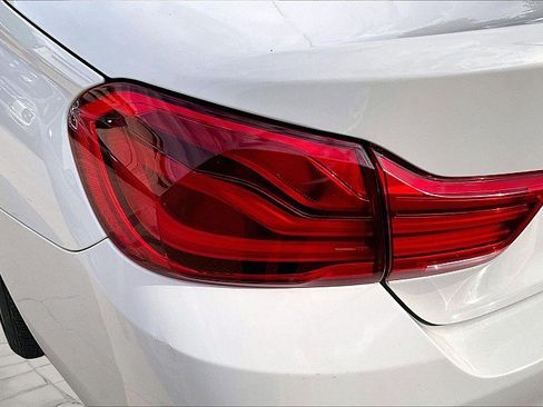 Used 2018 BMW 430i Convertible RWD image 26