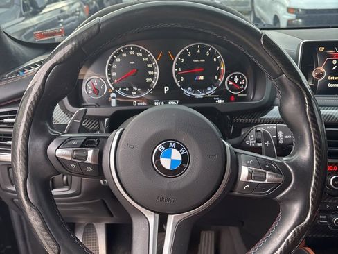 Used 2016 BMW X5 M image 9
