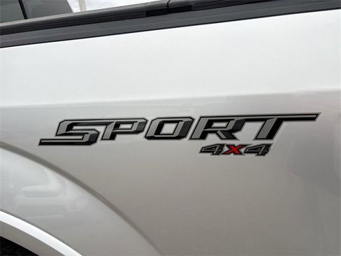 Used 2019 Ford F150 XLT w/ Equipment Group 302A Luxury image 17