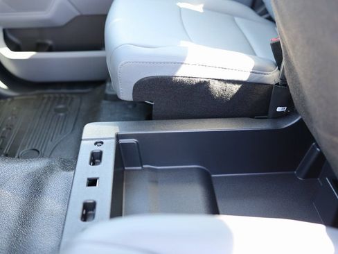 Used 2024 Ford F550 2WD Regular Cab Super Duty w/ XL Chrome Package image 34