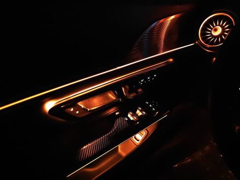 Used 2024 Mercedes-Benz SL 43 AMG Roadster image 35