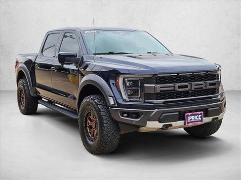 Used 2022 Ford F150 Raptor w/ Equipment Group 801A High AWD/4WD image 3