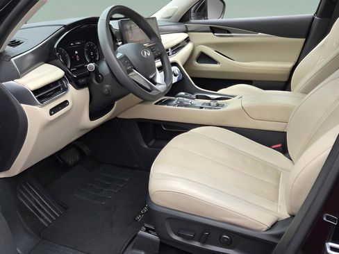 Used 2025 INFINITI QX60 Luxe w/ Vision Package AWD/4WD image 11