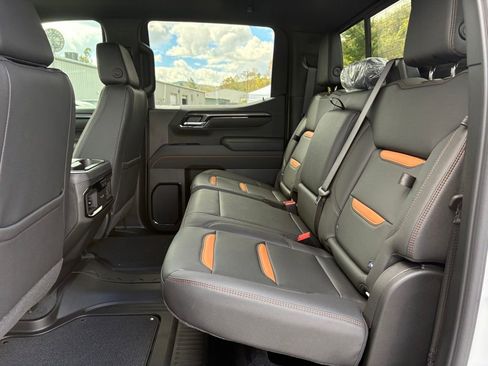 New 2025 GMC Sierra 1500 AT4 w/ AT4 Premium Package image 12