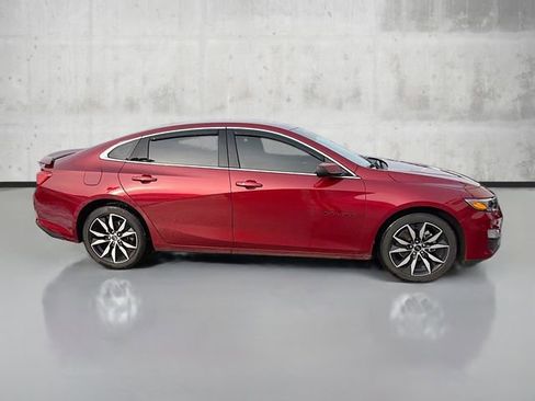 Certified 2021 Chevrolet Malibu RS image 4