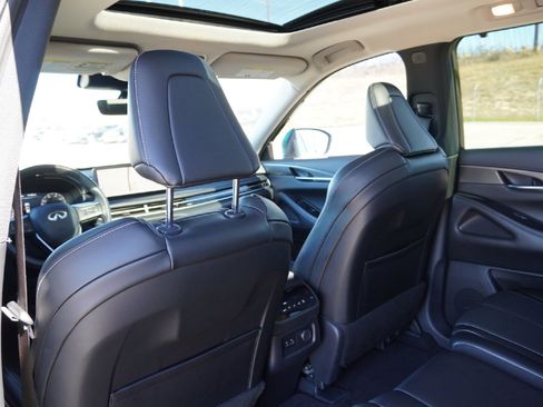 Certified 2023 INFINITI QX60 Luxe w/ Cargo Package image 27