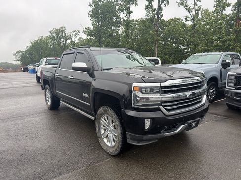 Used 2018 Chevrolet Silverado 1500 High Country AWD/4WD image 4