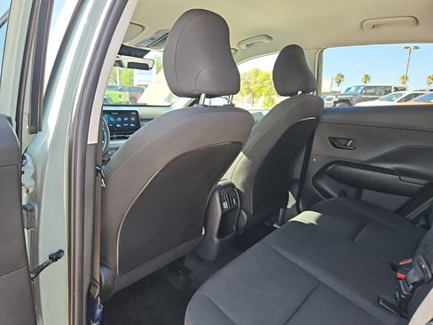 Used 2025 Hyundai Kona SEL FWD image 19