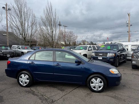 Used 2005 Toyota Corolla LE image 3