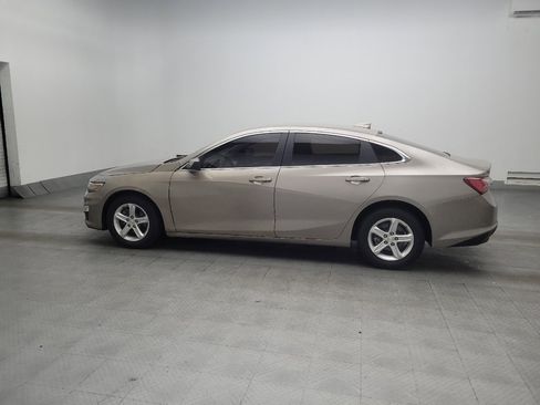 Used 2022 Chevrolet Malibu LT FWD image 3