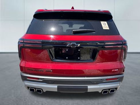 Used 2024 Chevrolet Traverse Z71 w/ LPO, Floor Liner Package AWD/4WD image 3