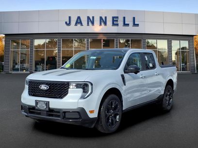 New 2026 Ford Maverick Lariat w/ Black Appearance Package