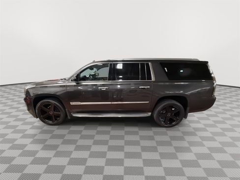 Used 2015 Cadillac Escalade ESV Luxury AWD/4WD image 7