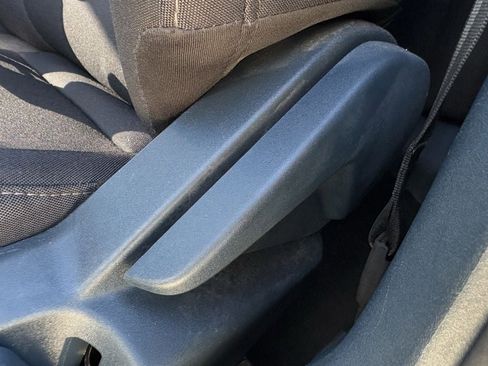 Used 2025 Ford Maverick XL w/ Equipment Group 102A image 23