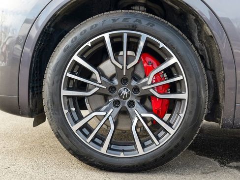 Used 2024 Maserati Grecale GT image 15