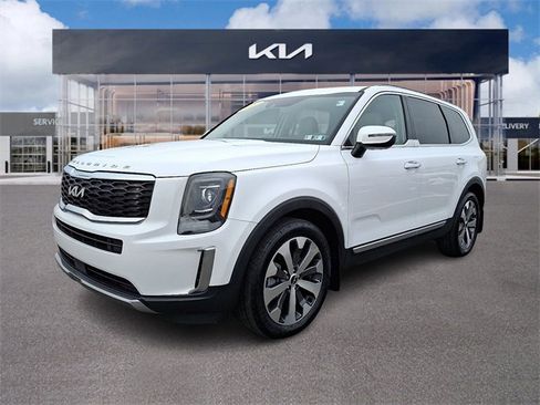 Used 2022 Kia Telluride S image 3