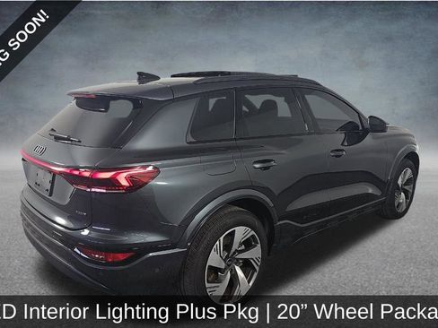 Used 2025 Audi Q6 e-tron Premium Plus w/ Premium Plus AWD/4WD image 4