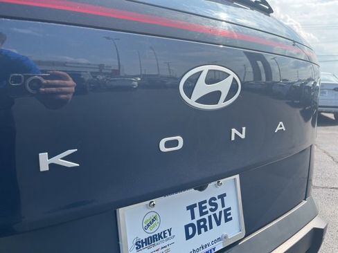 Used 2025 Hyundai Kona SEL image 10