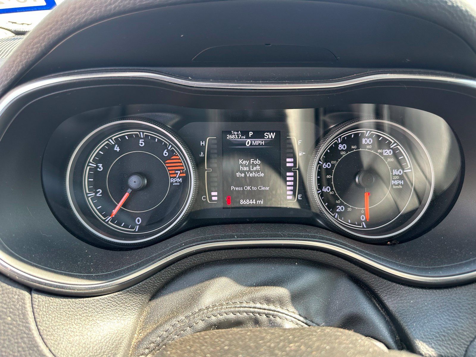 Used 2019 Jeep Cherokee Latitude Plus w/ Comfort/Convenience Group FWD image 9