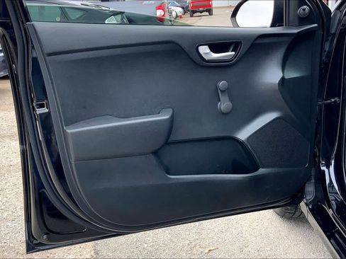 Used 2018 Kia Rio LX image 20