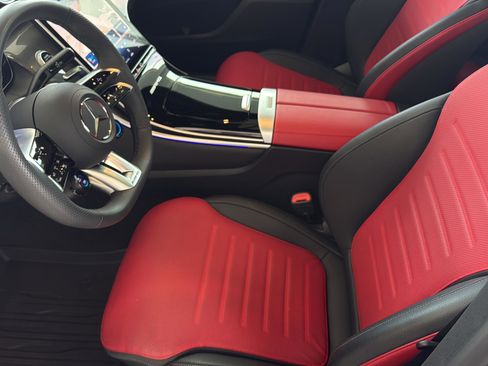 Used 2025 Mercedes-Benz GLC 43 AMG 4MATIC Coupe image 21