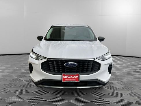 Used 2025 Ford Escape Active image 2