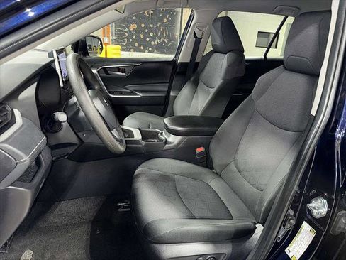 Certified 2025 Toyota RAV4 XLE image 15