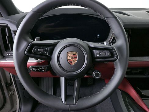 New 2026 Porsche Cayenne AWD/4WD image 9