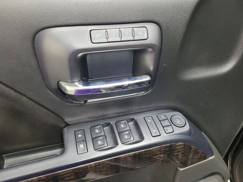 Used 2016 GMC Sierra 1500 Denali w/ Enhanced Driver Alert Package image 27