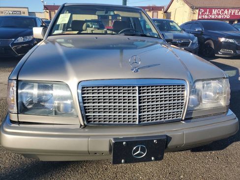 Used 1995 Mercedes-Benz E 320 E 320 4dr Sedan image 9