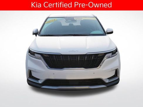 Used 2024 Kia Carnival EX FWD image 2
