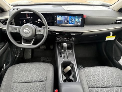 New 2026 Nissan Kicks SV image 7