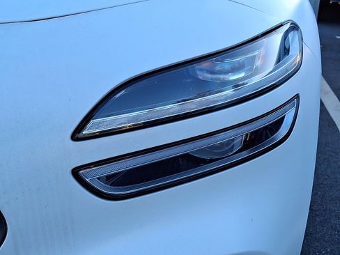 Certified 2023 Genesis G70 3.3T w/ Sport Prestige Package image 7