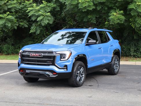 Used 2026 GMC Terrain AT4 w/ Convenience Package III AWD/4WD image 5