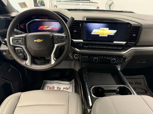 New 2026 Chevrolet Silverado 2500 LTZ w/ LTZ Convenience Package image 20