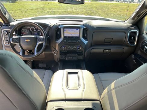 Used 2022 Chevrolet Silverado 1500 LTZ w/ LTZ Convenience Package II image 23