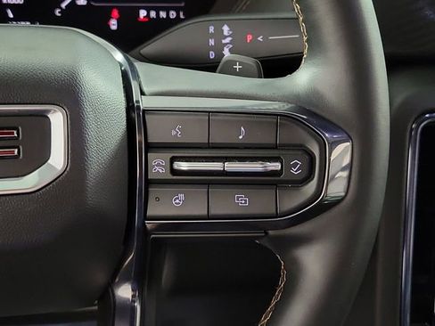 Used 2025 GMC Yukon XL AT4 w/ AT4 Premium Package AWD/4WD image 27