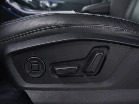 Used 2019 Audi Q8 Premium Plus image 23
