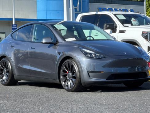 Used 2022 Tesla Model Y Performance AWD/4WD image 7