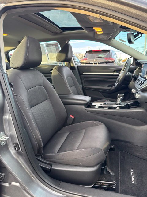 Used 2020 Nissan Altima 2.5 SV FWD image 14