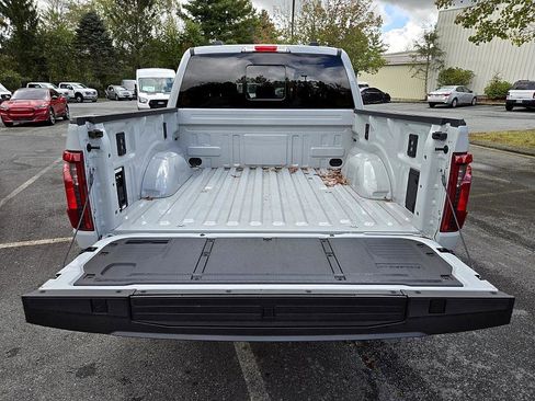 New 2024 Ford F150 XLT w/ Equipment Group 302A MID image 15