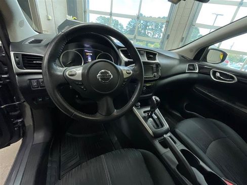 Used 2018 Nissan Sentra SV FWD image 13