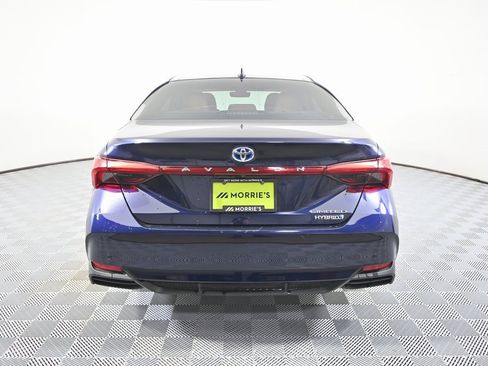 Used 2021 Toyota Avalon Limited w/ Advanced Safety Package image 5