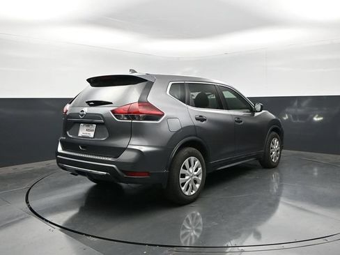 Used 2020 Nissan Rogue S FWD image 8