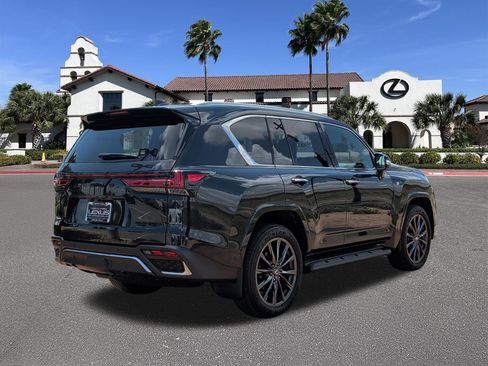 Used 2025 Lexus LX 700h F Sport AWD/4WD image 2