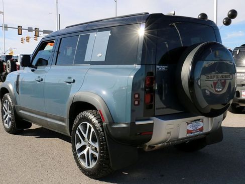 Used 2023 Land Rover Defender 110 S image 7