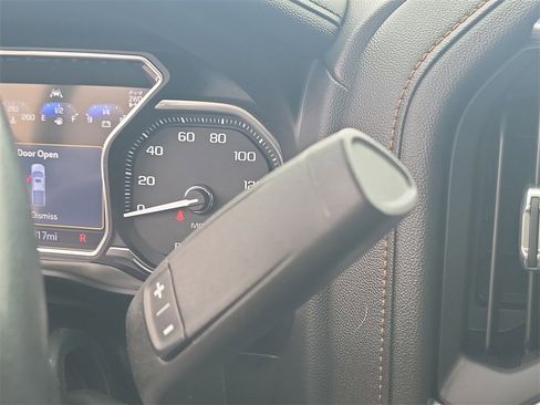 Used 2022 GMC Sierra 1500 AT4 w/ AT4 Premium Package image 30